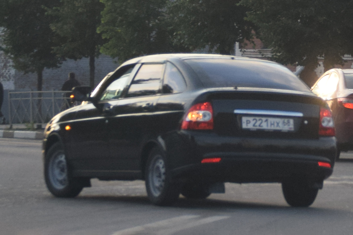 р 221 нх 68, Lada (VAZ) 2172 Priora 
