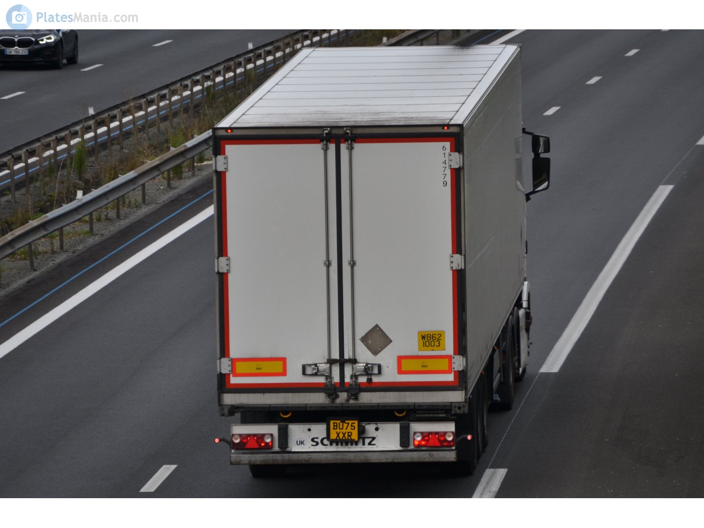 BU75XXR, Schmitz SKO 