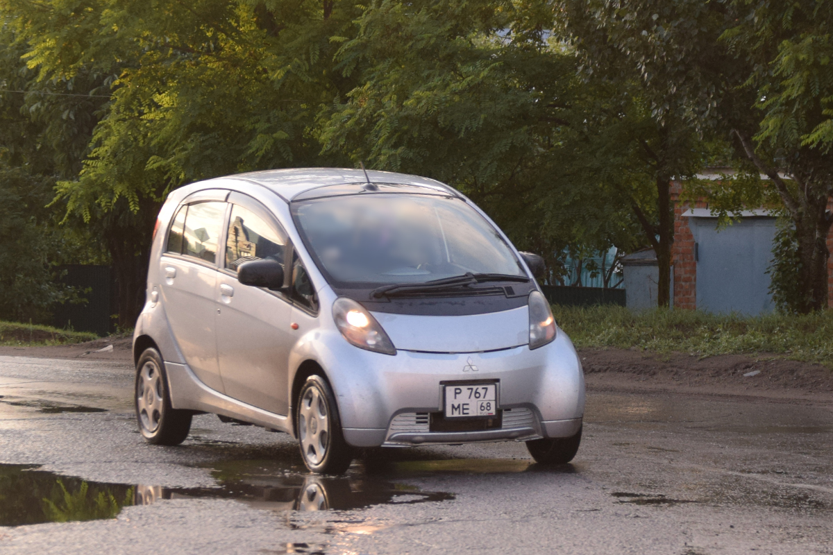 р 767 ме 68, Mitsubishi i 1st gen i-MiEV (HA/HD), 2009–2021