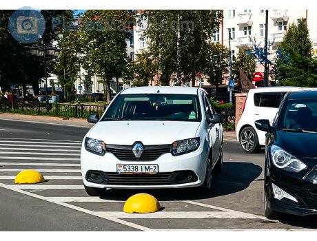 5338 IM-2, Renault Logan