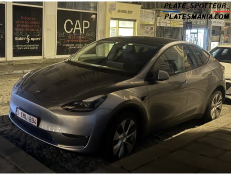 2-EML-894, Tesla Model Y