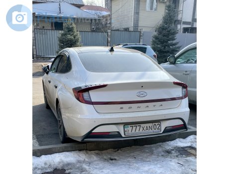 777 XAN 02, Hyundai Sonata