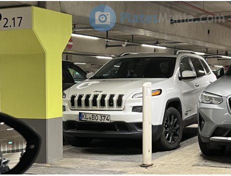 KL BO 374, Jeep Cherokee