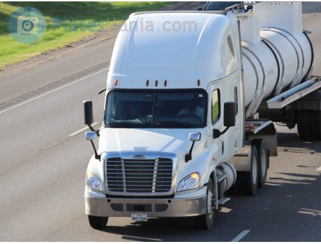 R65-7200, Freightliner Cascadia