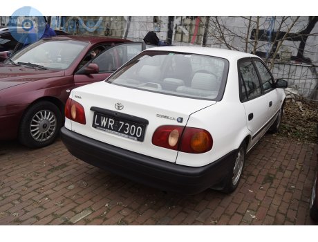 LWR 7300, Toyota Corolla