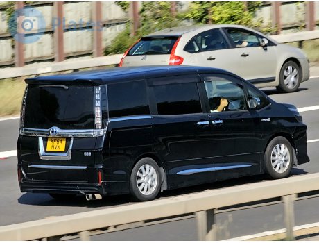 KF64 HVK, Toyota Voxy