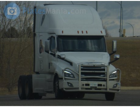 073 NXI, Freightliner Cascadia