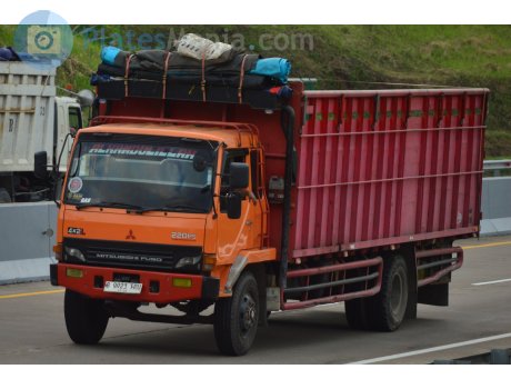 B 9921 FRU, Mitsubishi Fuso Fighter