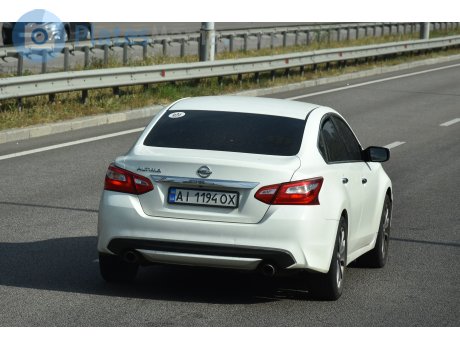 AI 1194 OX, Nissan Altima