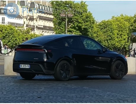 HC-015-FQ, Tesla Model Y