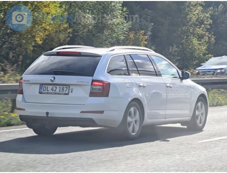 DL 42187, Skoda Octavia