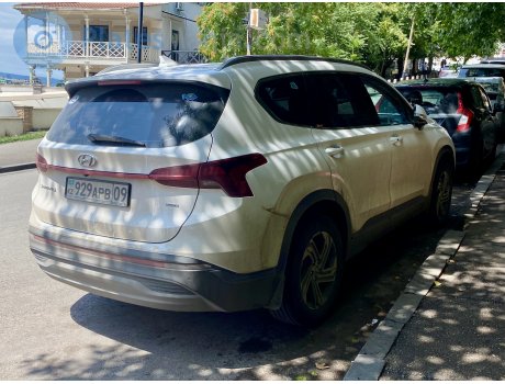 929 APB 09, Hyundai Santa Fe