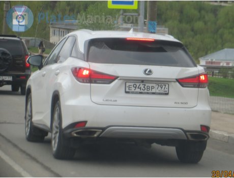 е943вр797, Lexus RX
