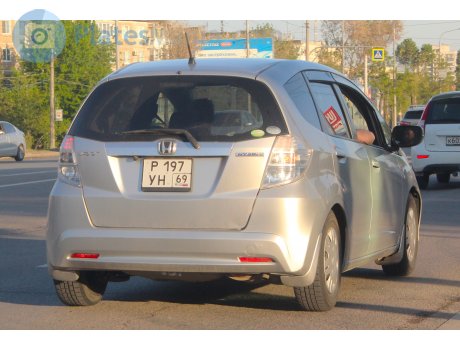 р197ун69, Honda Fit