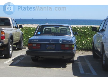 1NRM890, Volvo 240-Series