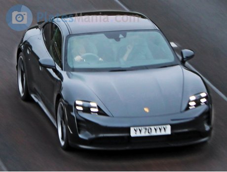 YY70 YYY, Porsche Taycan