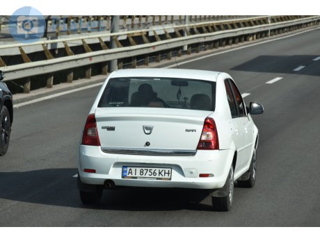 AI 8756 KH, Dacia Logan