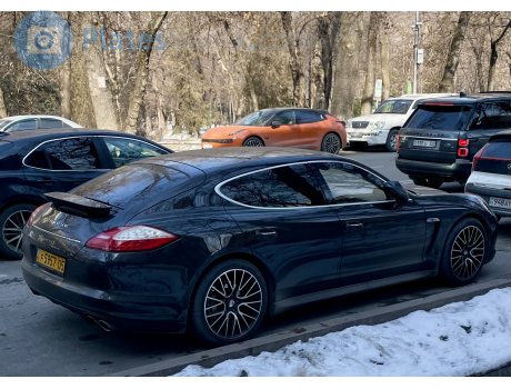F 5957 05, Porsche Panamera