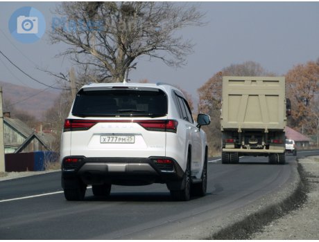 х777рм25, Lexus LX