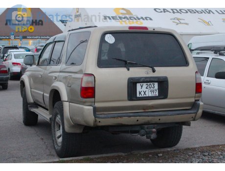 у203кх197, Toyota Hilux Surf