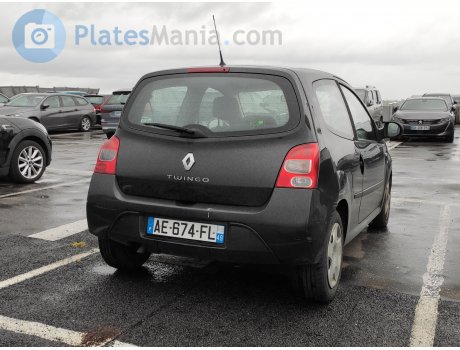 AE-674-FL, Renault Twingo