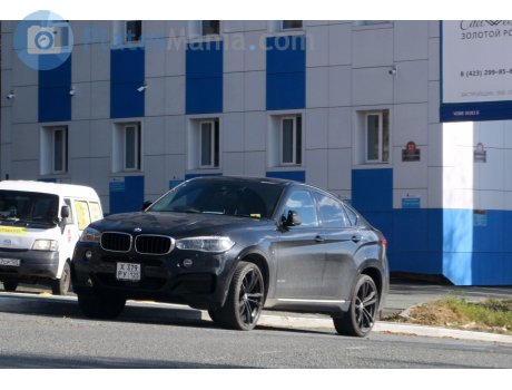 х379ру125, BMW X6