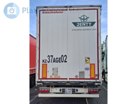 AGE 37 02, Kässbohrer