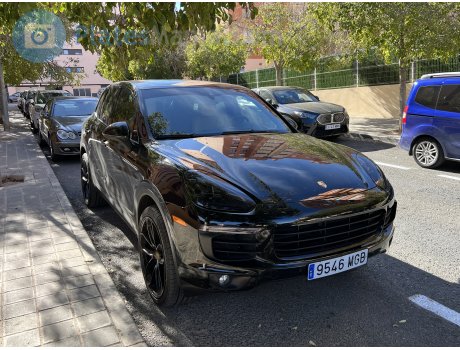 9546 MGB, Porsche Cayenne