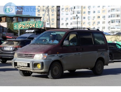 в676нх06, Toyota TownAce
