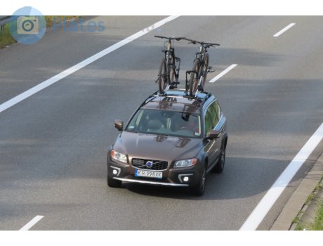 KR 998XK, Volvo XC70