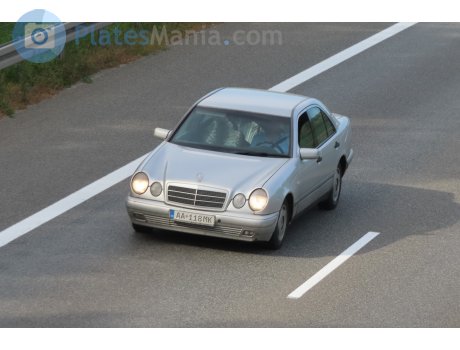 AA 118MK, Mercedes-Benz E-Klasse