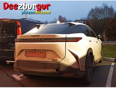 T5 CX 0360, Lexus RZ