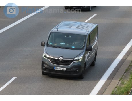 HU AB 244, Renault Trafic