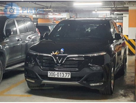 30G-013.77, VinFast LUX SA2.0