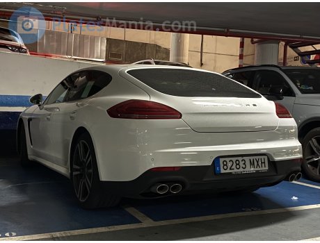 8283 MXH, Porsche Panamera