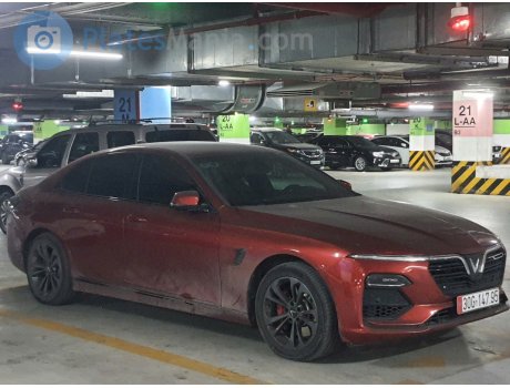 30G-147.95, VinFast LUX A2.0