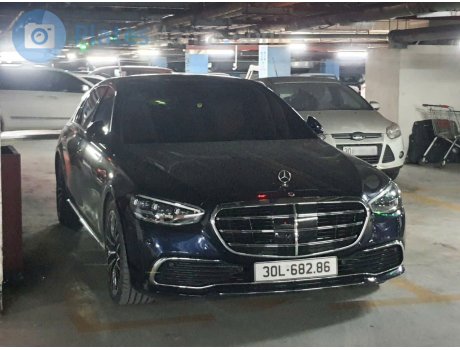 30L-682.86, Mercedes-Benz S-Klasse