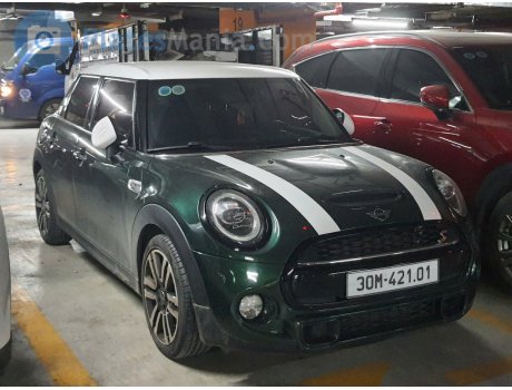 30M-421.01, MINI Hatch