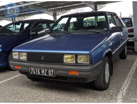 7416 MZ 07, Renault 11