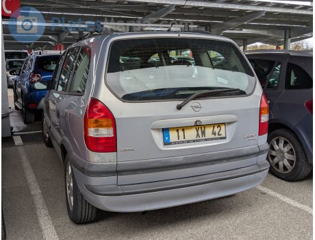 11 XW 42, Opel Zafira