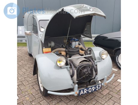 AR-09-57, Citroёn 2CV