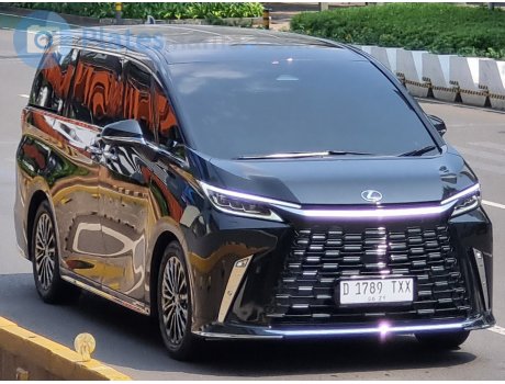 D 1789 TXX, Lexus LM