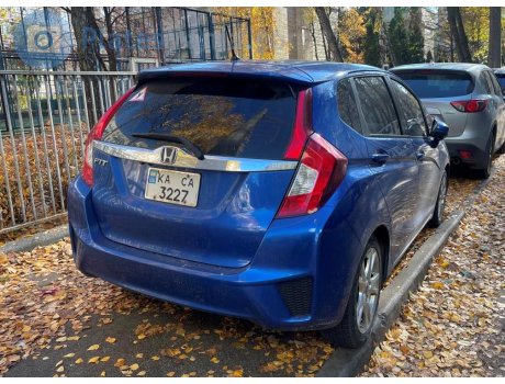 KA 3227 CA, Honda Fit