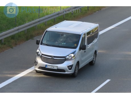 K1 URWIS, Opel Vivaro