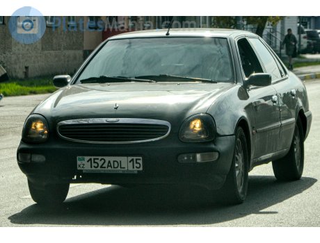 152 ADL 15, Ford Scorpio