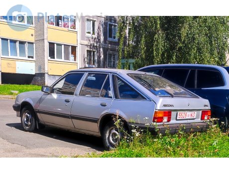 5528 KO, Opel Ascona