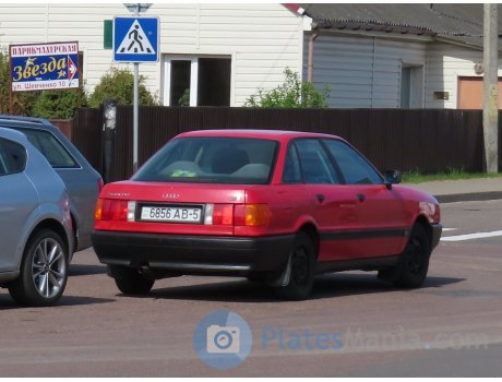 6856 AB-5, Audi 80