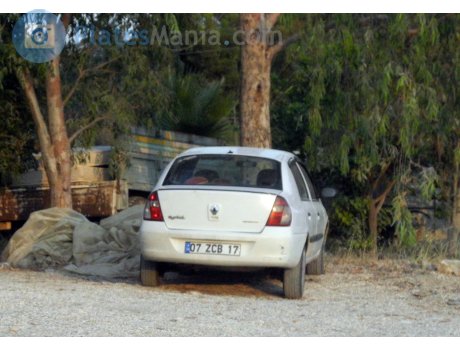 07 ZCB 17, Renault Symbol