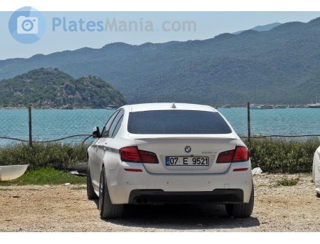 07 E 9521, BMW 5 Series