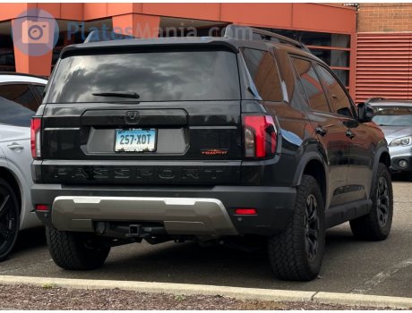 257-XOT, Honda Passport